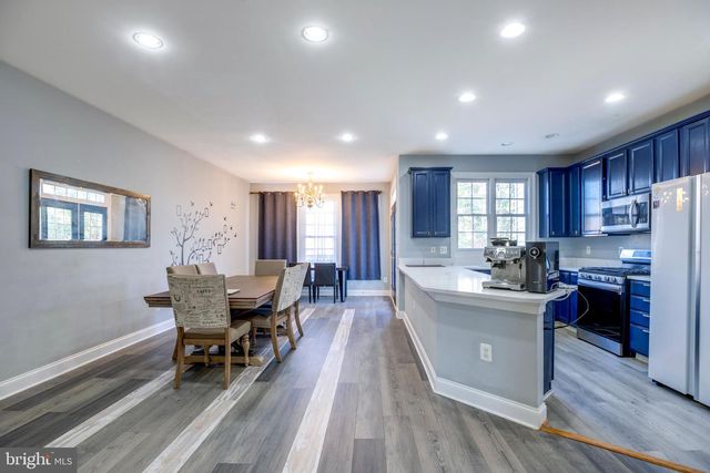 6907 STANWICK SQ, Gainesville, VA 20155