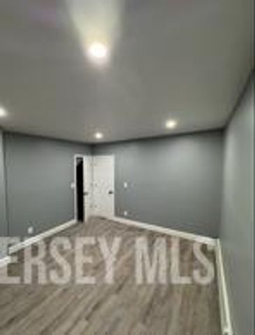 542 Miller Street, Perth Amboy, NJ 08861
