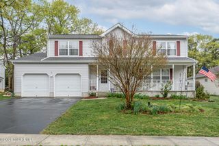 5 Clinton Court, Barnegat, NJ 08005