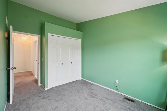 22173 Pondview, Novi, MI 48375