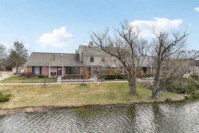 22173 Pondview, Novi, MI 48375