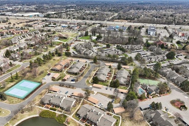 22173 Pondview, Novi, MI 48375