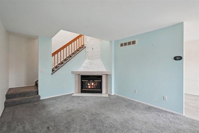 22173 Pondview, Novi, MI 48375