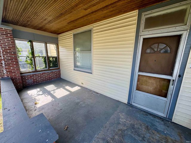 721 Bayard Park Drive, Evansville, IN 47713