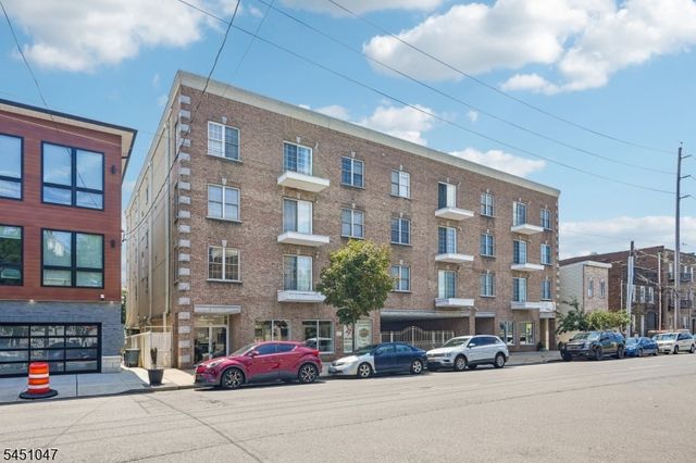 411 Chestnut St 3B, Newark City, NJ 07105