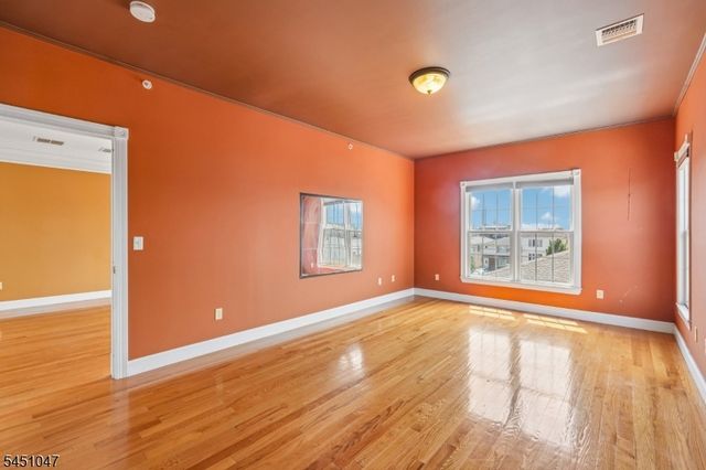 411 Chestnut St 3B, Newark City, NJ 07105