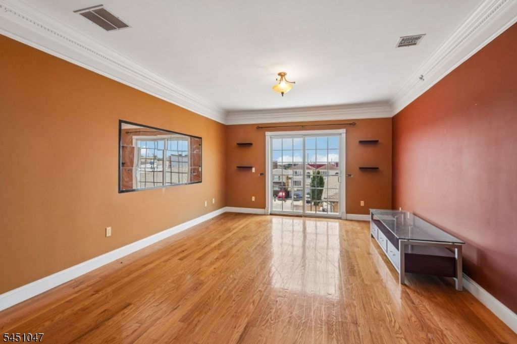411 Chestnut St 3B, Newark City, NJ 07105 — photo 2