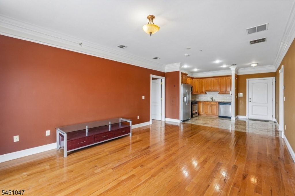 411 Chestnut St 3B, Newark City, NJ 07105 — photo 5