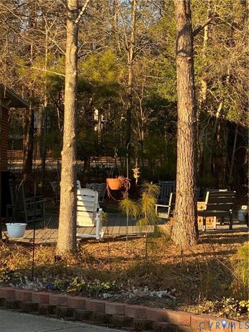 3400 Rock Creek Villa Dr, Quinton, VA 23141