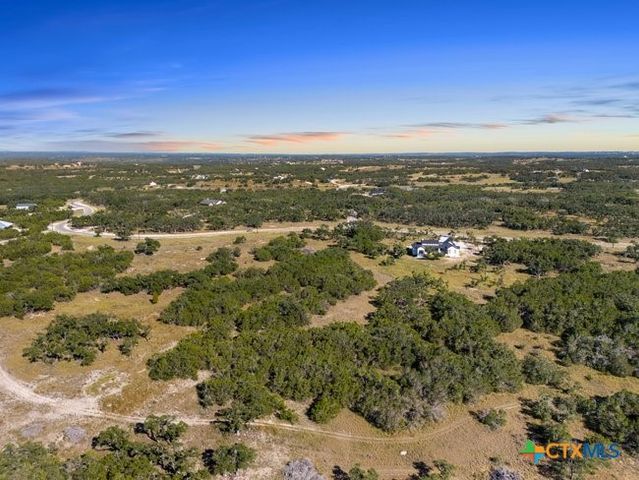 618 Windmill Ridge Drive, Blanco, TX 78606