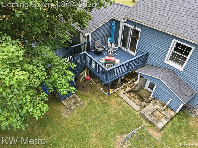 201 S Mapleleaf Road, Lapeer, MI 48446