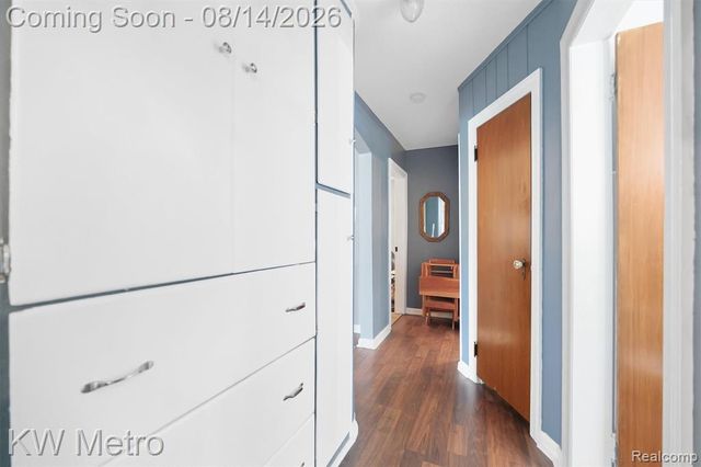 201 S Mapleleaf Road, Lapeer, MI 48446