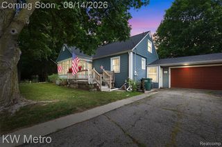 201 S Mapleleaf Road, Lapeer, MI 48446