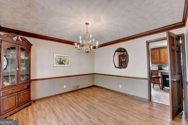 861 Maxie Ln, Lawrenceville, GA 30044