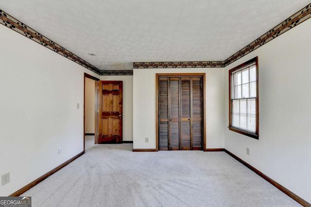 861 Maxie Ln, Lawrenceville, GA 30044