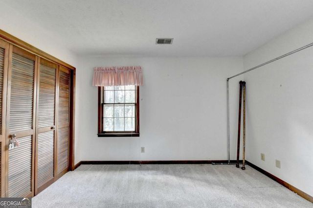 861 Maxie Ln, Lawrenceville, GA 30044