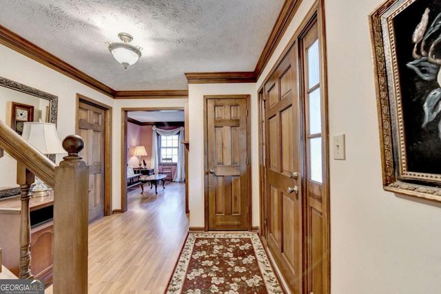 861 Maxie Ln, Lawrenceville, GA 30044