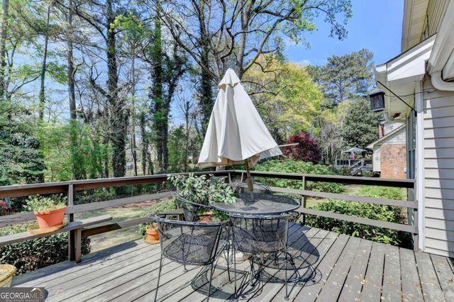 861 Maxie Ln, Lawrenceville, GA 30044