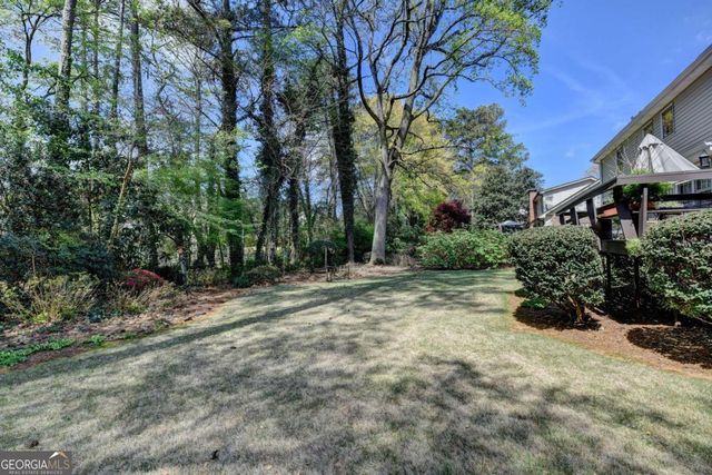 861 Maxie Ln, Lawrenceville, GA 30044