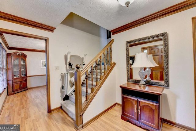 861 Maxie Ln, Lawrenceville, GA 30044