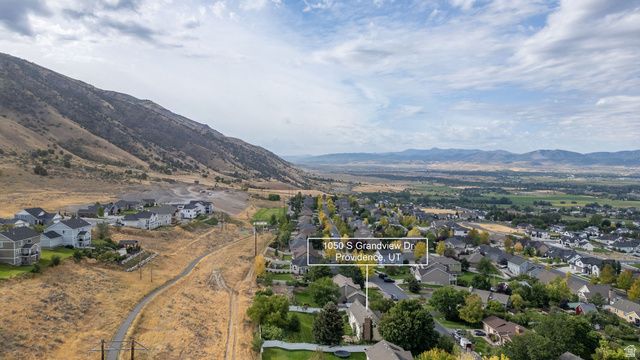 1050 S GRANDVIEW DR, Providence, UT 84332