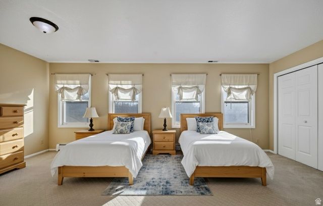 1050 S GRANDVIEW DR, Providence, UT 84332