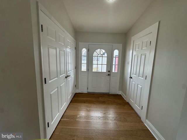 120 LEBBIE LN, Fairless Hills, PA 19030