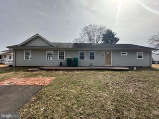 120 LEBBIE LN, Fairless Hills, PA 19030