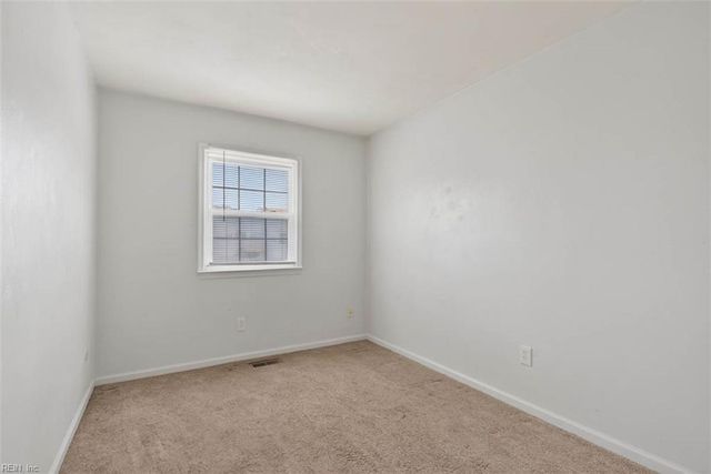 4303 Arundel LN, Chesapeake, VA 23321