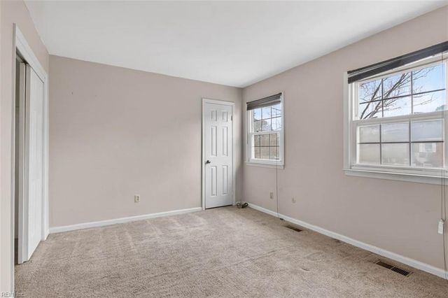 4303 Arundel LN, Chesapeake, VA 23321