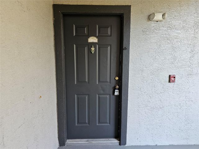 13235 SANCTUARY COVE DRIVE 204, Temple Terrace, FL 33637