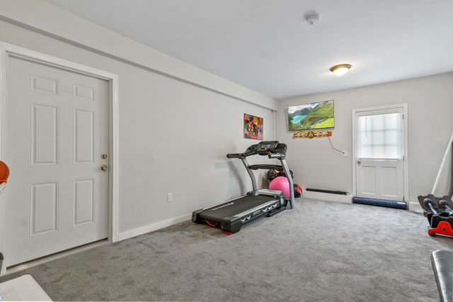 1 Tate Street, Hudson, NH 03051