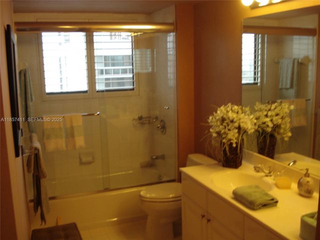 3600 Yacht Club Drive 1503, Aventura, FL 33180