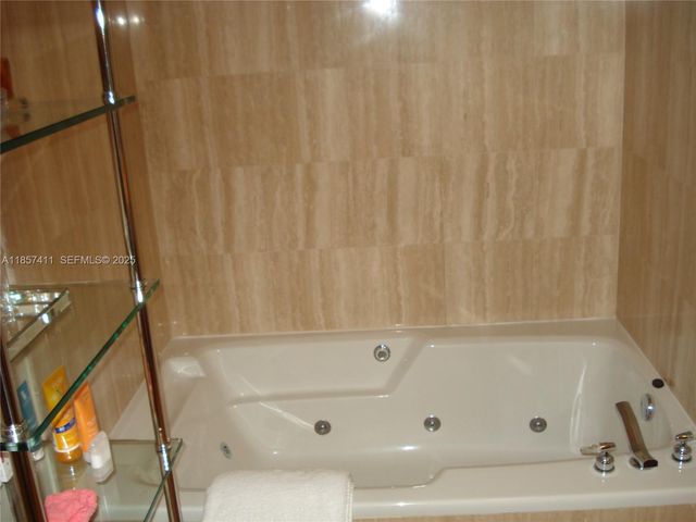 3600 Yacht Club Drive 1503, Aventura, FL 33180