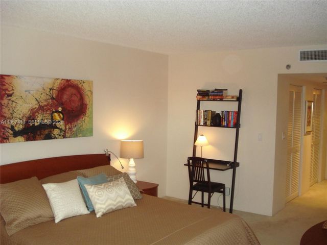 3600 Yacht Club Drive 1503, Aventura, FL 33180