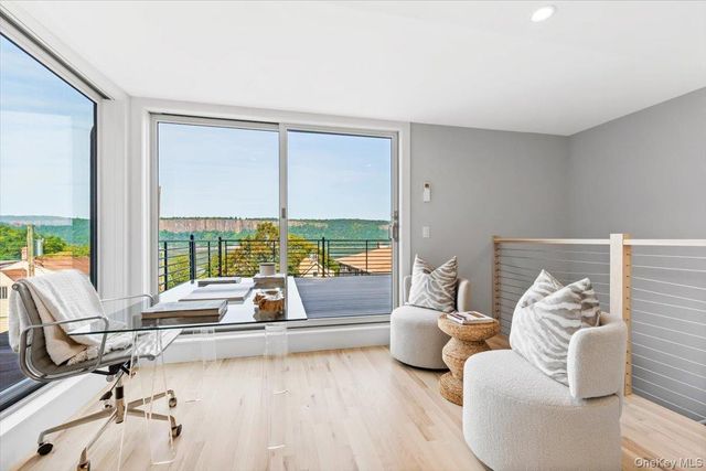 3 Nodine Street 3, Hastings-on-hudson, NY 10706