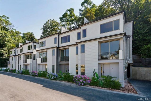 3 Nodine Street 3, Hastings-on-hudson, NY 10706