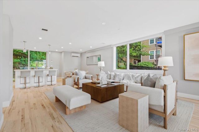 3 Nodine Street 3, Hastings-on-hudson, NY 10706