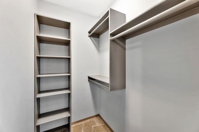 2310 S Prescott St, Wichita, KS 67209