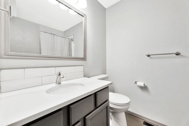 2310 S Prescott St, Wichita, KS 67209