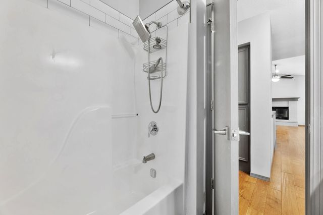 2310 S Prescott St, Wichita, KS 67209