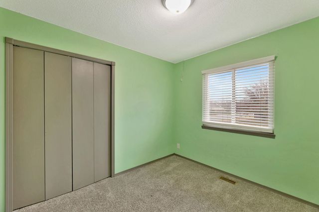 2310 S Prescott St, Wichita, KS 67209