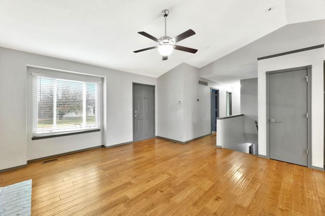 2310 S Prescott St, Wichita, KS 67209