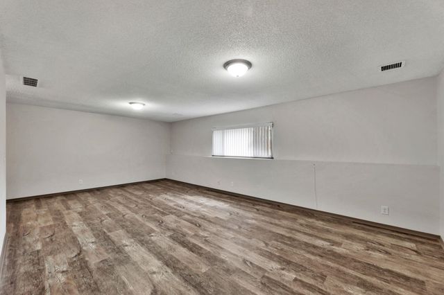 2310 S Prescott St, Wichita, KS 67209