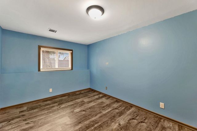 2310 S Prescott St, Wichita, KS 67209