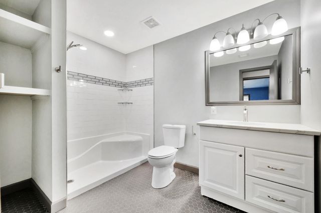 2310 S Prescott St, Wichita, KS 67209