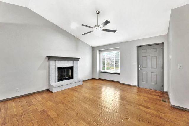 2310 S Prescott St, Wichita, KS 67209