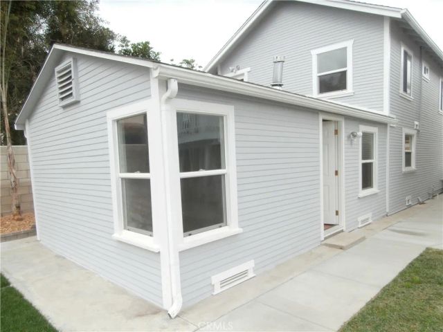 933 10th Street A, Huntington Beach, CA 92648