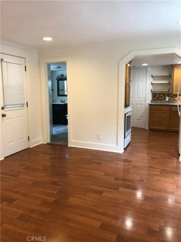 933 10th Street A, Huntington Beach, CA 92648