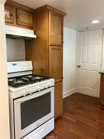 933 10th Street A, Huntington Beach, CA 92648